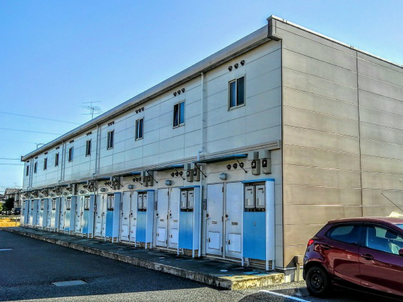 レオパレスプルミエの外観(建物共通の掲載写真)