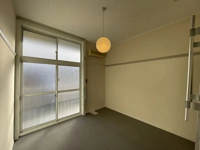 レオパレス光壱番館の写真(305号室の資料掲載例)