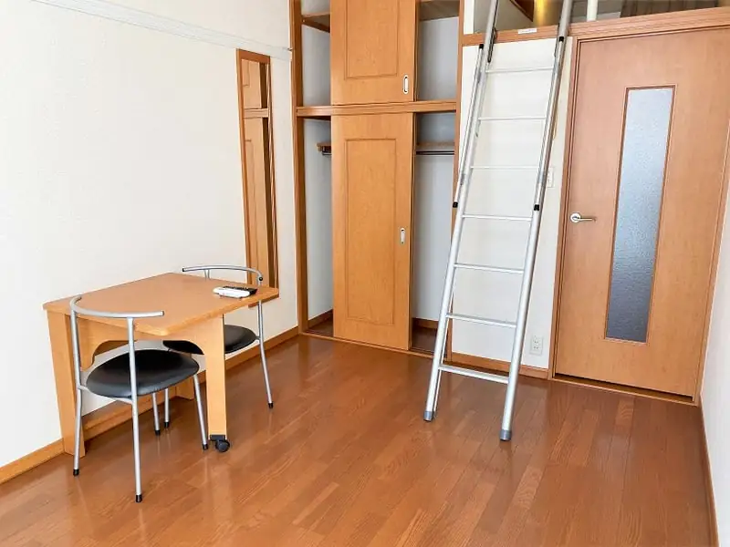 レオパレスエスポワールの写真（101号室の資料掲載例）