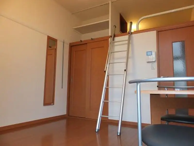 レオパレスサン　ドエルの写真（101号室の資料掲載例）