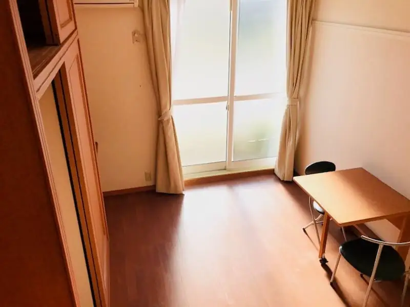 レオパレスファルマンの写真（101号室の資料掲載例）