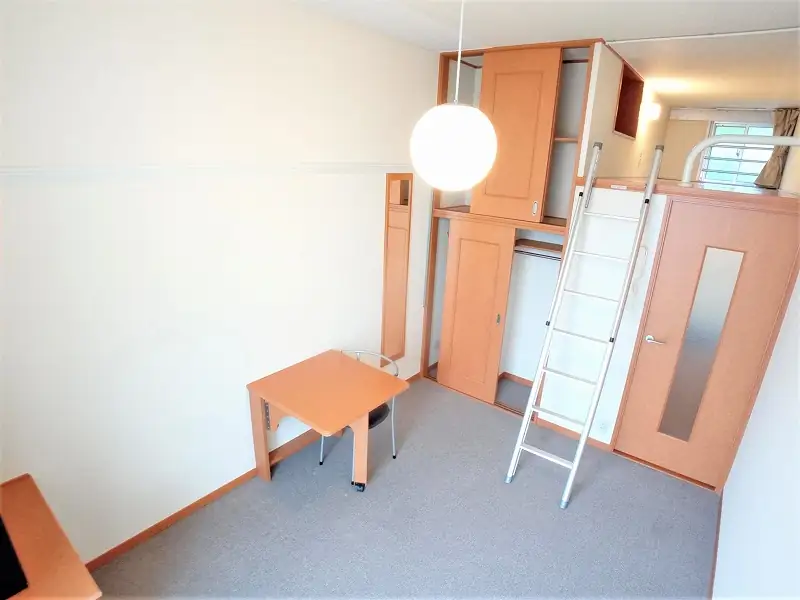 レオパレス彩の写真（201号室の資料掲載例）
