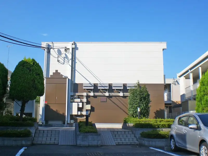 レオパレスフローラの写真（建物共通の資料掲載例）