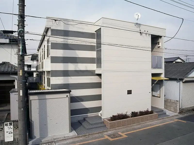 レオパレスルミエール東領家の写真（建物共通の資料掲載例）