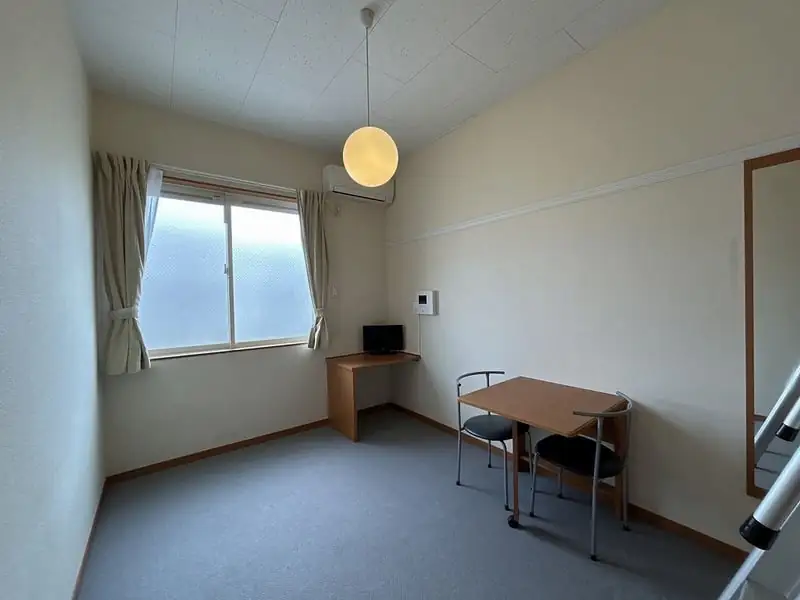 レオパレスminoの写真(204号室の資料掲載例)