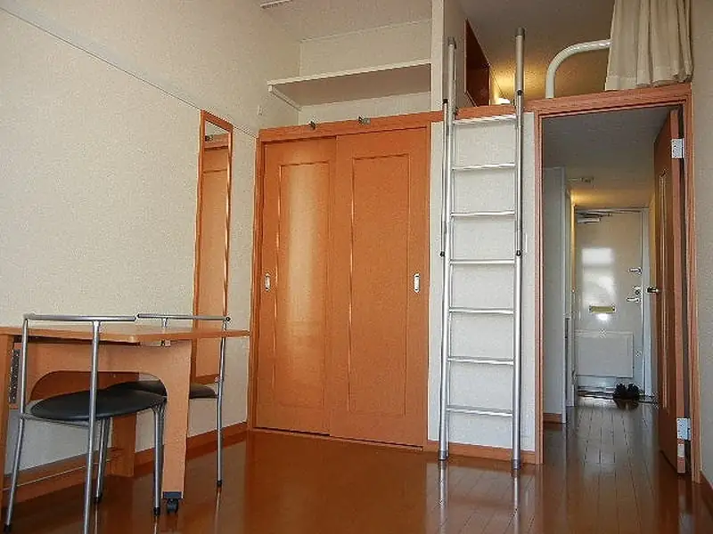 レオパレスパークサイドの写真（101号室の資料掲載例）