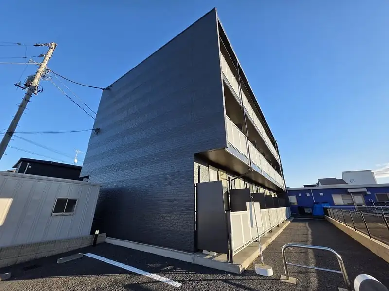 レオパレスメープルの写真（建物共通の資料掲載例）