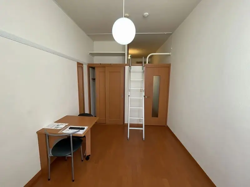 レオパレスローゼ日進の写真(104号室の資料掲載例)