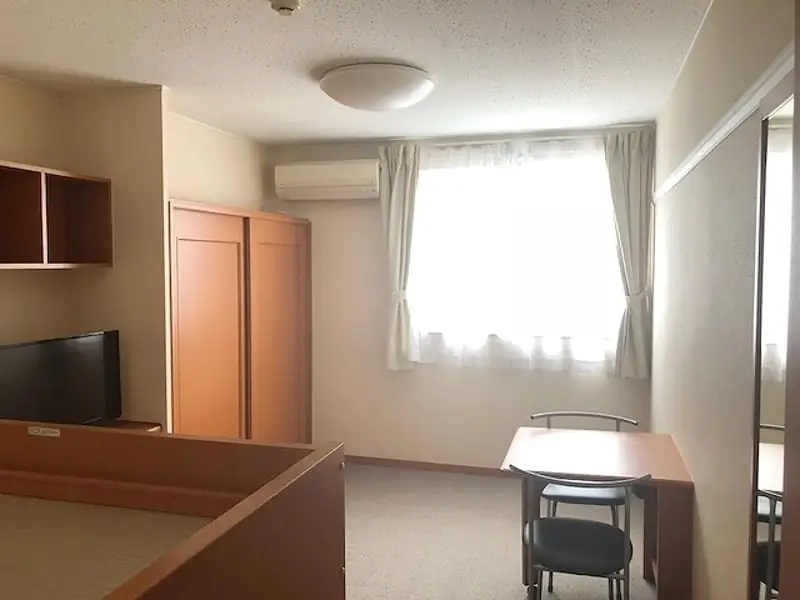 レオパレス龍の居間（202号室の資料掲載例）
