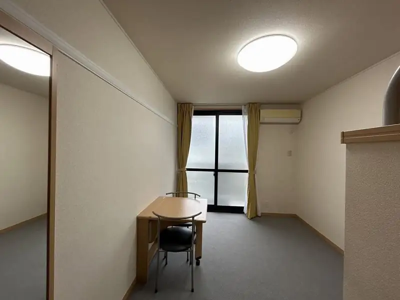 レオパレスひめこぶしの写真（202号室の資料掲載例）