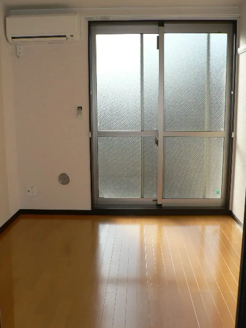 レオネクストメゾン　サカタの写真（107号室の資料掲載例）