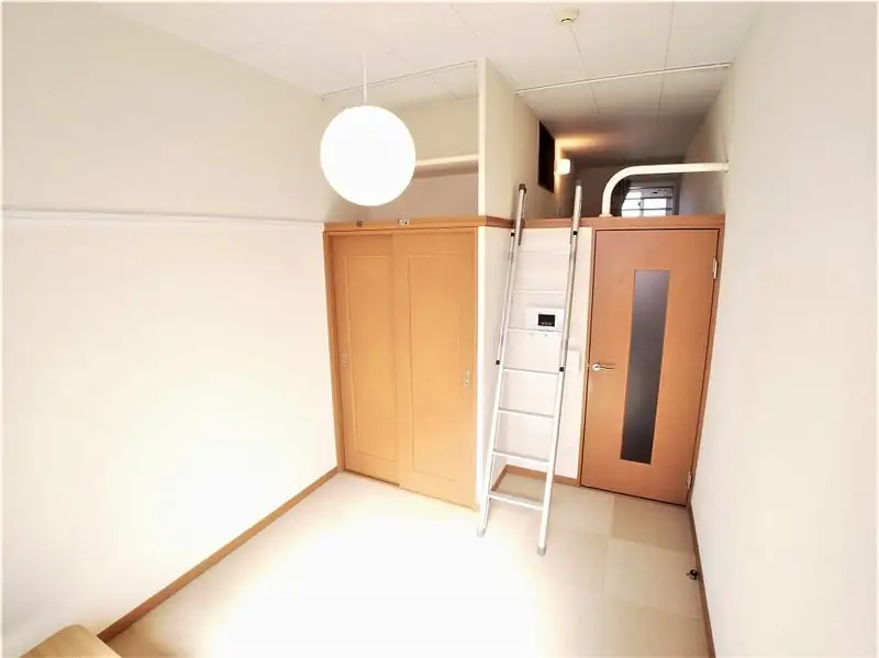レオパレスクリサンテーモの写真（202号室の資料掲載例）