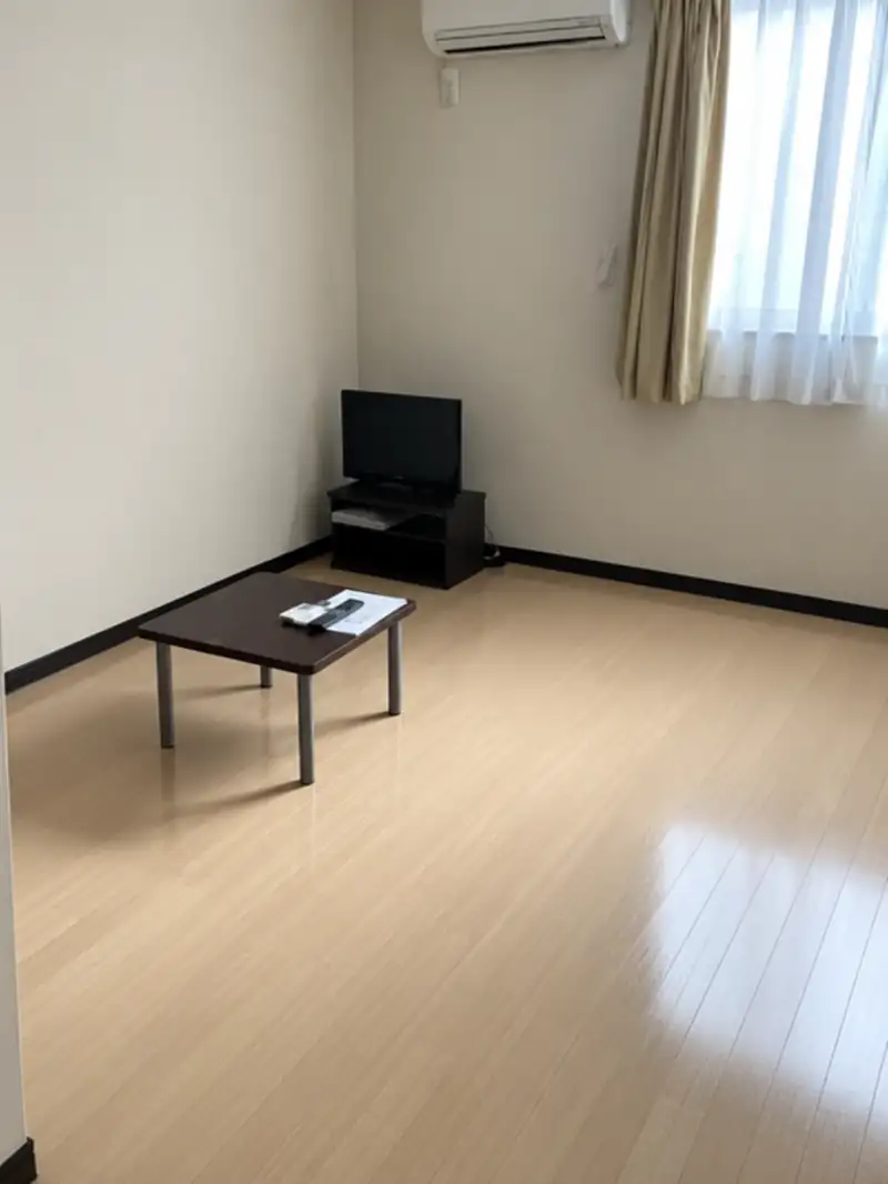 レオネクストエイトの写真(101号室の資料掲載例)