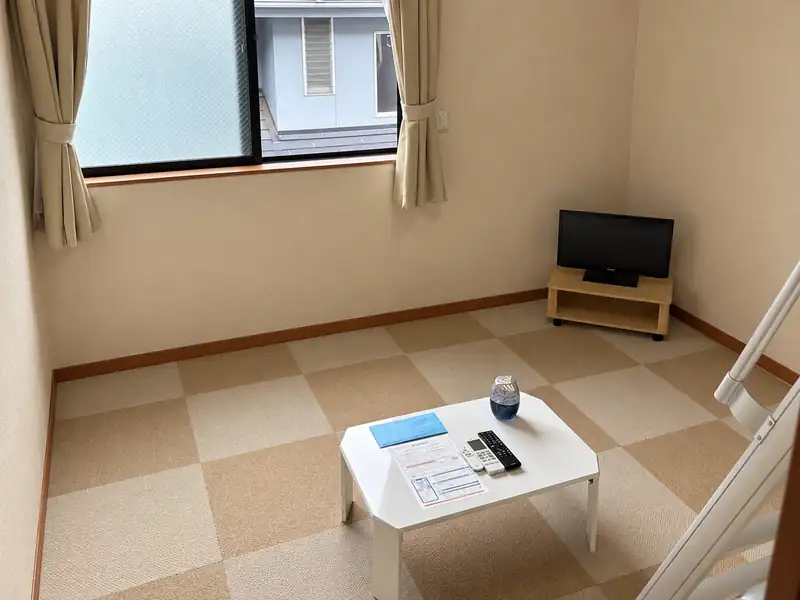 レオパレスラングシェーンの写真(202号室の資料掲載例)