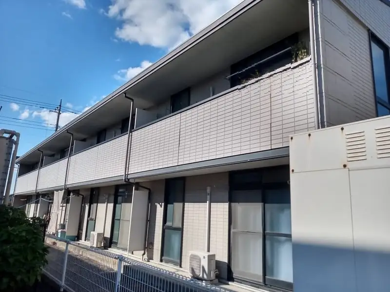 レオパレスストーンリバーⅠの外観（建物共通の掲載例）