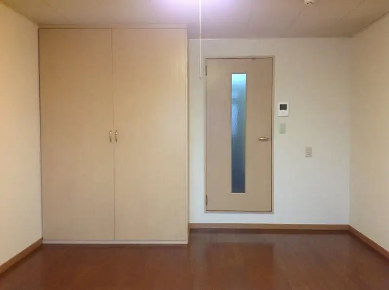 レオパレスシャルマンの写真（101号室の資料掲載例）